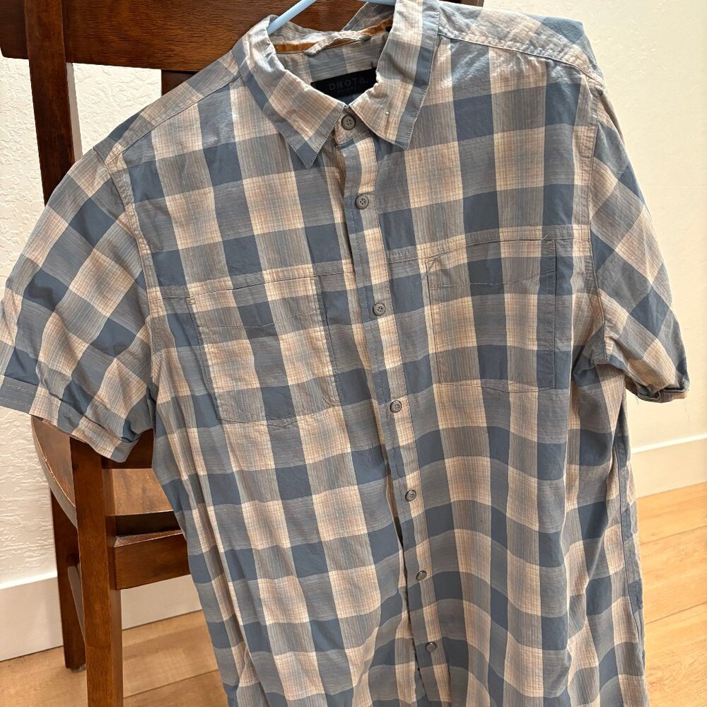 Men's buttoned down shirt, Size: XL, Casual